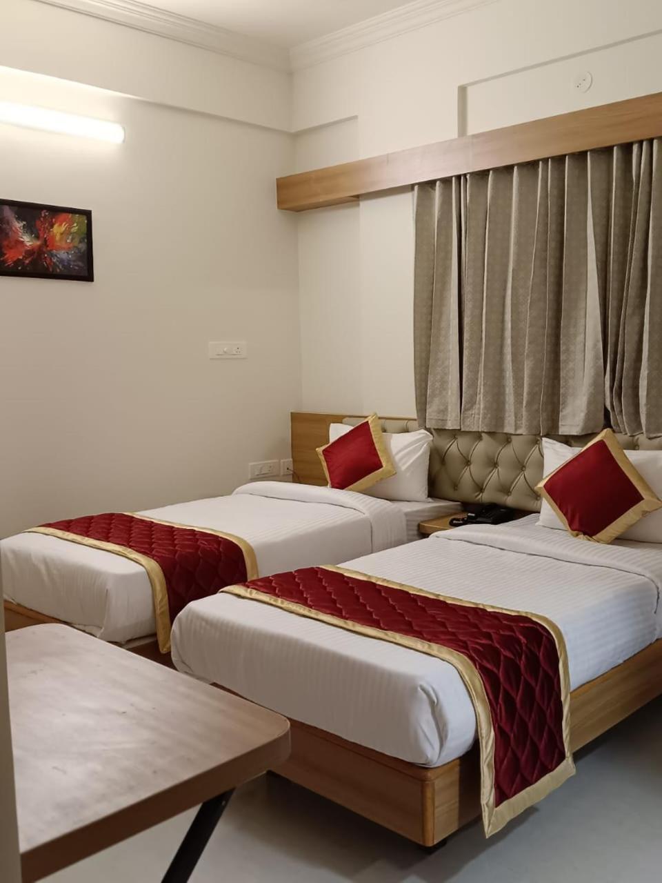 Krishna Inn Bangalore Dış mekan fotoğraf