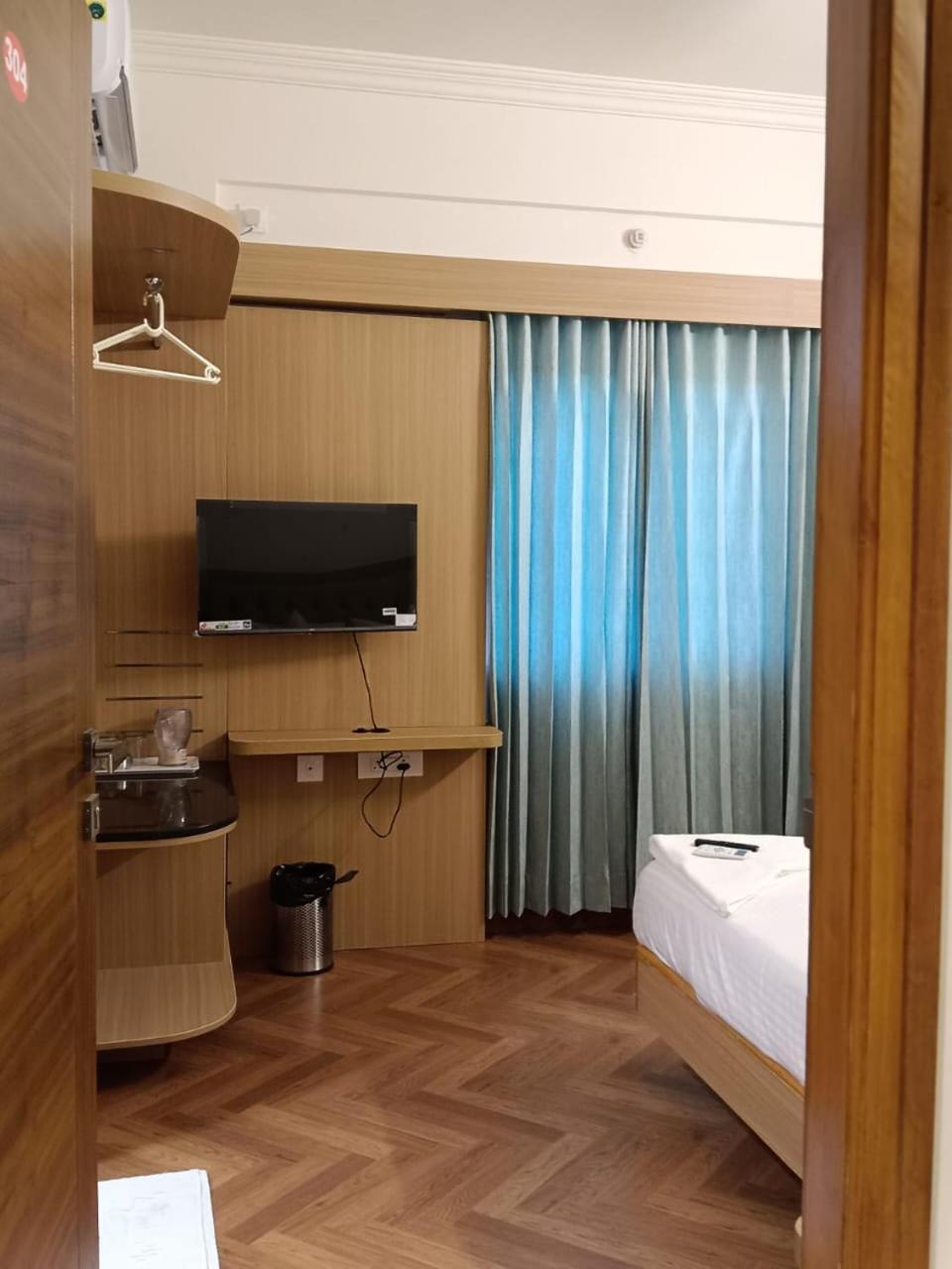 Krishna Inn Bangalore Dış mekan fotoğraf